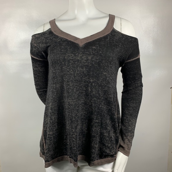 Rock & Republic Tops - 3For$20 Rock & Republic long sleeve Top size:S new